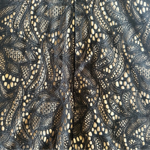 Bardot Theodora Dress Black Lace Mini Size 6 / Small - Picture 5 of 12